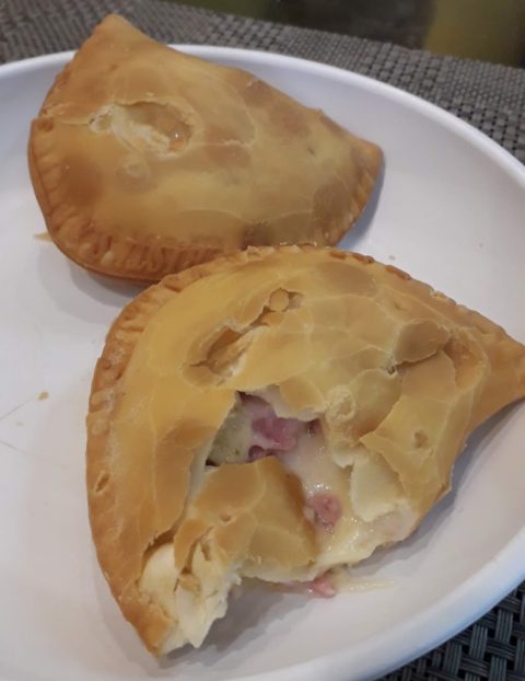 Empanadas, Paraguayan street food - Simons Paraguay